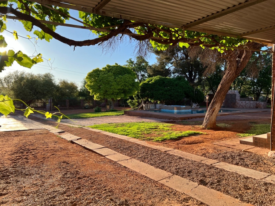 8 Bedroom Property for Sale in Dibeng Northern Cape